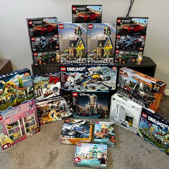 Legos - Picture 3 of 5